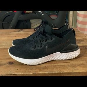 Nike Epic React Flyknit2